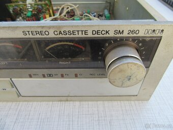 Nabízím tape deck Tesla SM 260. Nekompletní. Nefunkční. Pro - 2