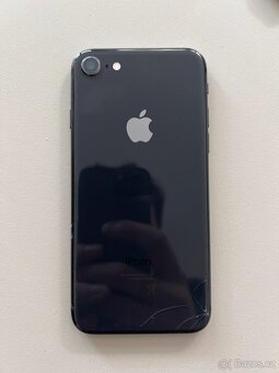 Apple iPhone 8 64GB - 2