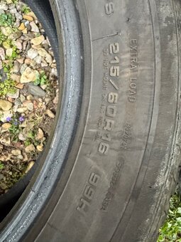 215/60R16 - 2