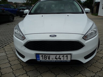 Ford Focus 1.0i 92kw 1.majitel koup. v čr. naj.83 200km - 2
