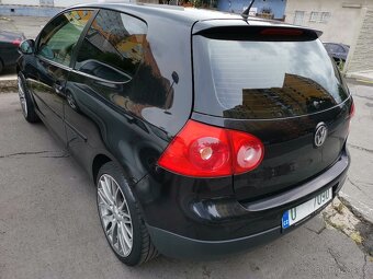 Prodám Golf 5 1,6 Mpi, 75kw,Euro 4, 2008 - 2