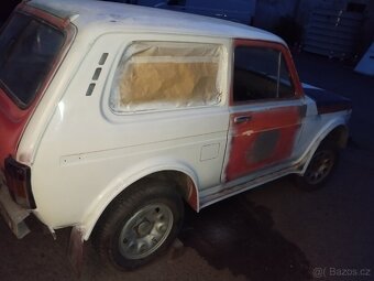 Lada Niva diesel motor Peugeot + další na díly - 2
