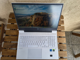 HP Victus 16 | i5-11400H | RTX 3060 | 16GB RAM | 512GB NVMe - 2