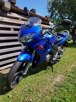 Honda CBR125r - 2