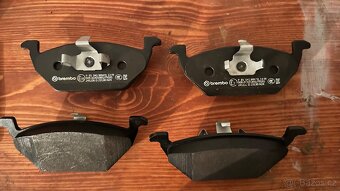 Brzdové destičky přední Brembo Prime Škoda VW Seat - 2
