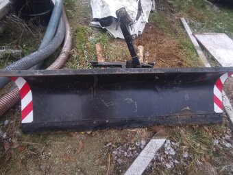 Radlice na sníh multicar. - 2