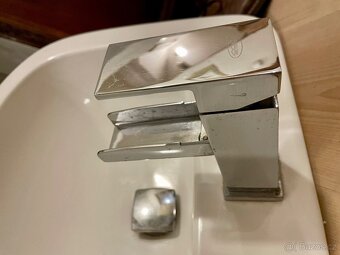 Umyvadlo pouzite, vcetne baterie - 2