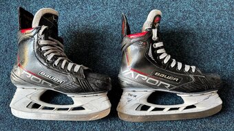 BAZAR - HRÁČSKÉ HOKEJOVÉ BRUSLE BAUER VAPOR 3X INT. - 2