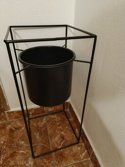 Stojan na květiny - 2