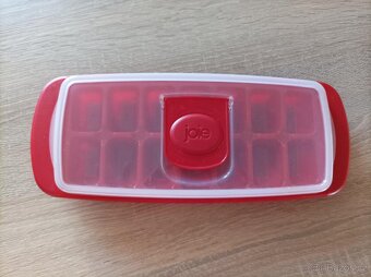 tvořítko na led s víčkem - 2