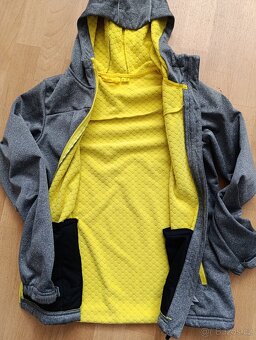 Jarní softshellová bunda - 2