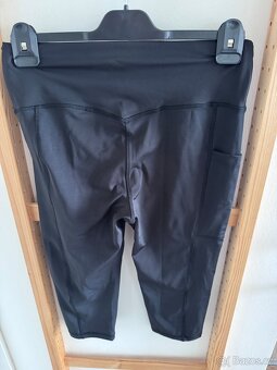 3/4 legíny - vel. 40/42 - nové - 2