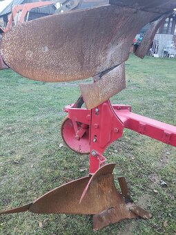 Tříradličný pluh Niemeyer - 2