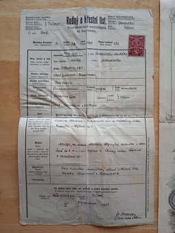Starý rodný a křestní list a výučný list, r. 1930 - 2