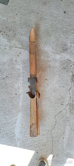 Lyže 110cm (na dekoraci ? ) - 2