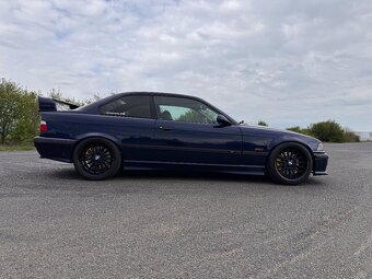 bmw e36 325i coupe - 2