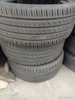 235/45 R18 98 Y XL letní 6-7mm rok výroby 2022/35 týden. - 2