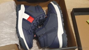 Dětské zimní boty Tommy Hilfiger vel.32 - 2