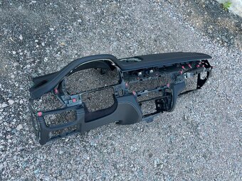 BMW X5/X6 F15/F16 Palubní deska 9276237 - 2