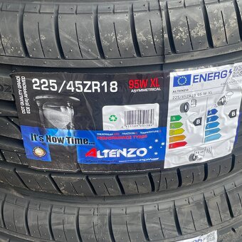 Uplně nové letní pneu 225/45 R18 95W XL Altenzo - 2