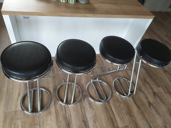 4 barové stoličky - 2