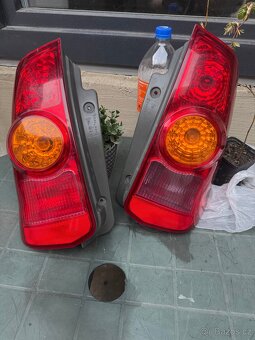 Zadní světla Mitsubishi Spacestar - 2