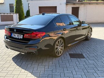 BMW M550i 2019 390kw Masáž - 2