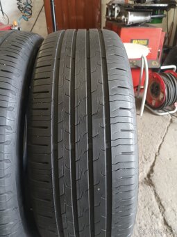 2xletní pneu 205/55/17.Continental. - 2