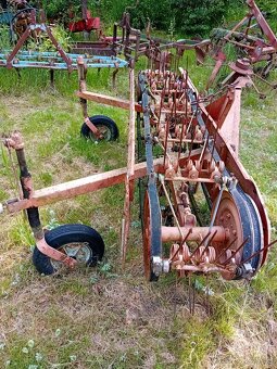 Obraceč a nahrnovač ton - 2