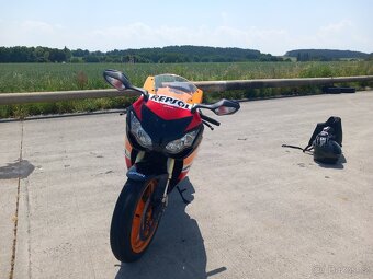 Honda CBR 1000RR REPSOL - 2