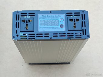 Invertor (měnič napětí) 8000W, 12Vss/230V stř., čistý sinus - 2