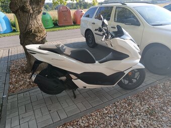 Honda PCX 125 ccm - 2