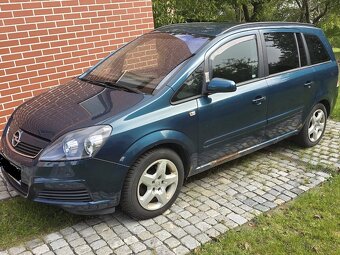 Opel Zafira, benzín 1.8, 103kw, 7 místná - 2