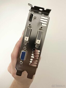 Grafická karta GT 640 2GB Gigabyte - 2