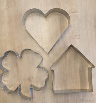 Formičky na cukroví vánoční a formy na dorty - 2