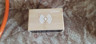 E-12_Budík s bezdrátovým nabíjením pro telefony - 2