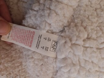 Teplá vesta pěkný stav - 2