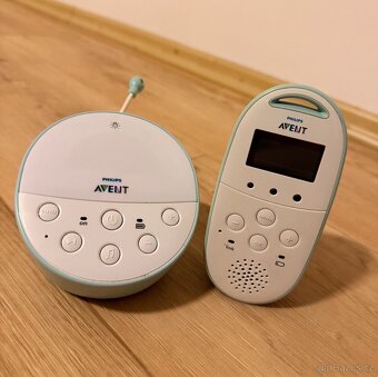 Digitální chůvička Philips Avent SCD 560 - 2