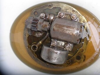 hydraulické čerpadlo zetor - 2