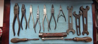 Starožitné nářadí,většinou německé,říšské - 2