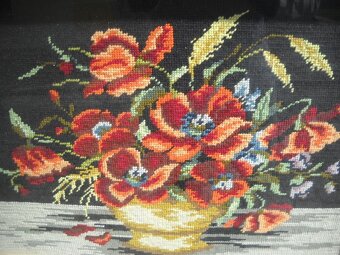 Vlčí máky, ručně vyšívaný obraz - 2