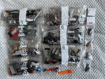 LEGO 75150 – Vader’s TIE Advanced vs A-Wing Starfighter - 2