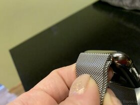 NOVÝ FIXED nerezový řemínek Apple Watch 42/44/45mm stříbrný - 2