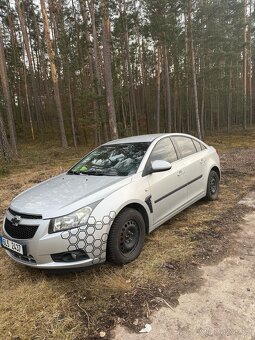 Chevrolet Cruze - 2