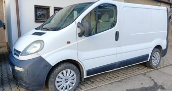 Opel vivaro - 2