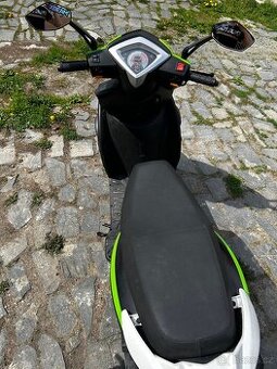 Skůtr - 2