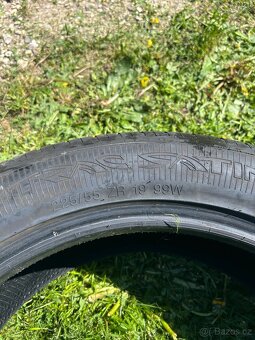 Vredestein Ultrac Satin 225/55 ZR 19 - 2