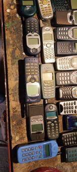 Konvolut mobilů - 2