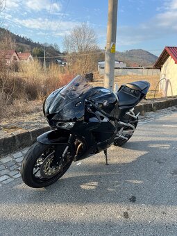 Honda CBR 600 RR - 2