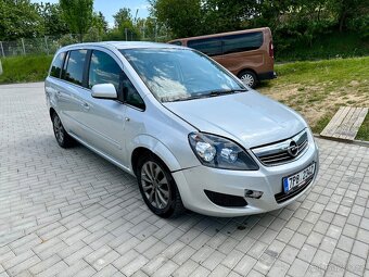 Opel Zafira 1.7 CDTI 3/2011 / 7 míst - 2